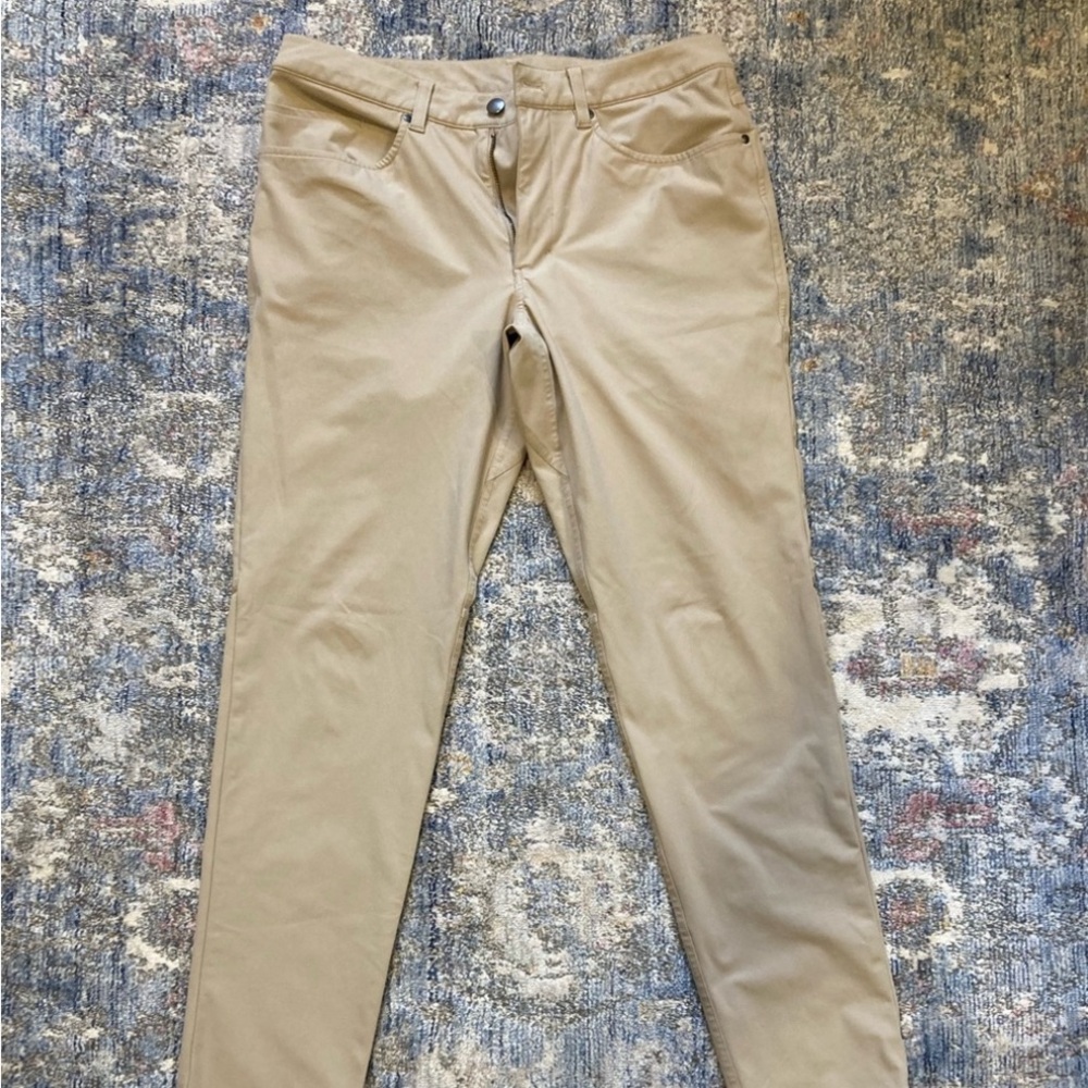 Lululemon ABC pant. Slim. 32
